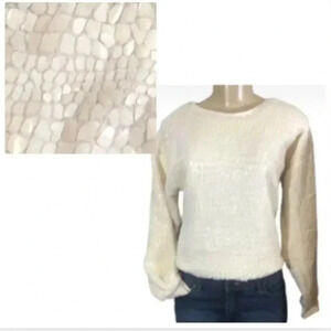 ANN TAYLOR SWEATER CREAM COLOR LONG SLEEVE TEXTURED SHINY TOP SIZE Small